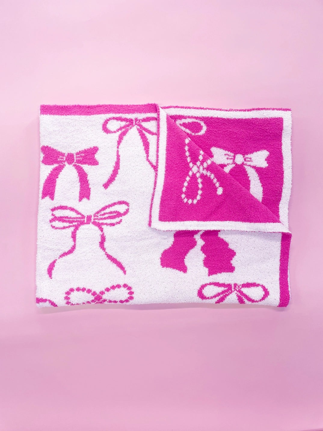 Cozy Pink Bow Throw Blanket