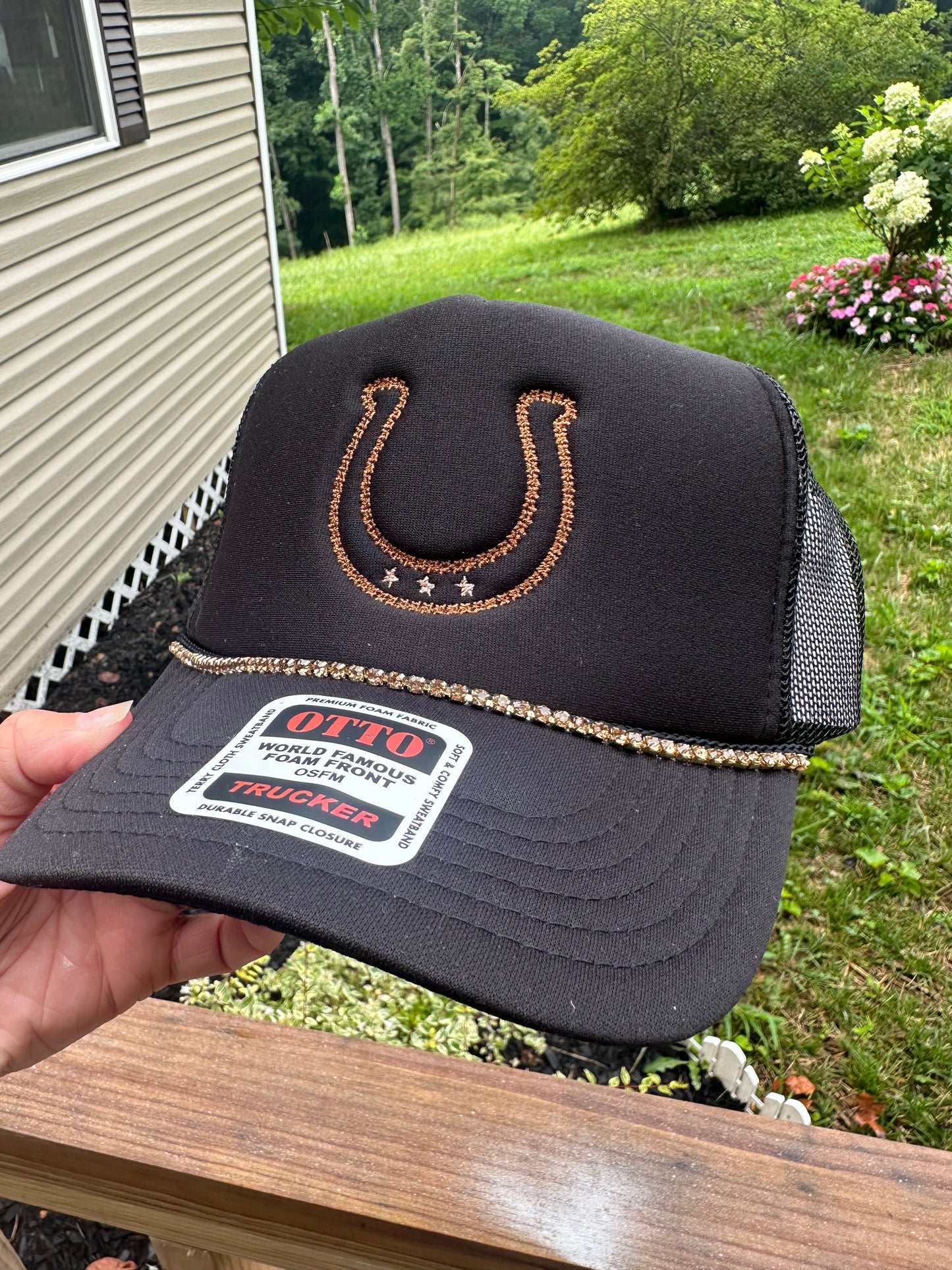 Black Horseshoe Trucker Hat