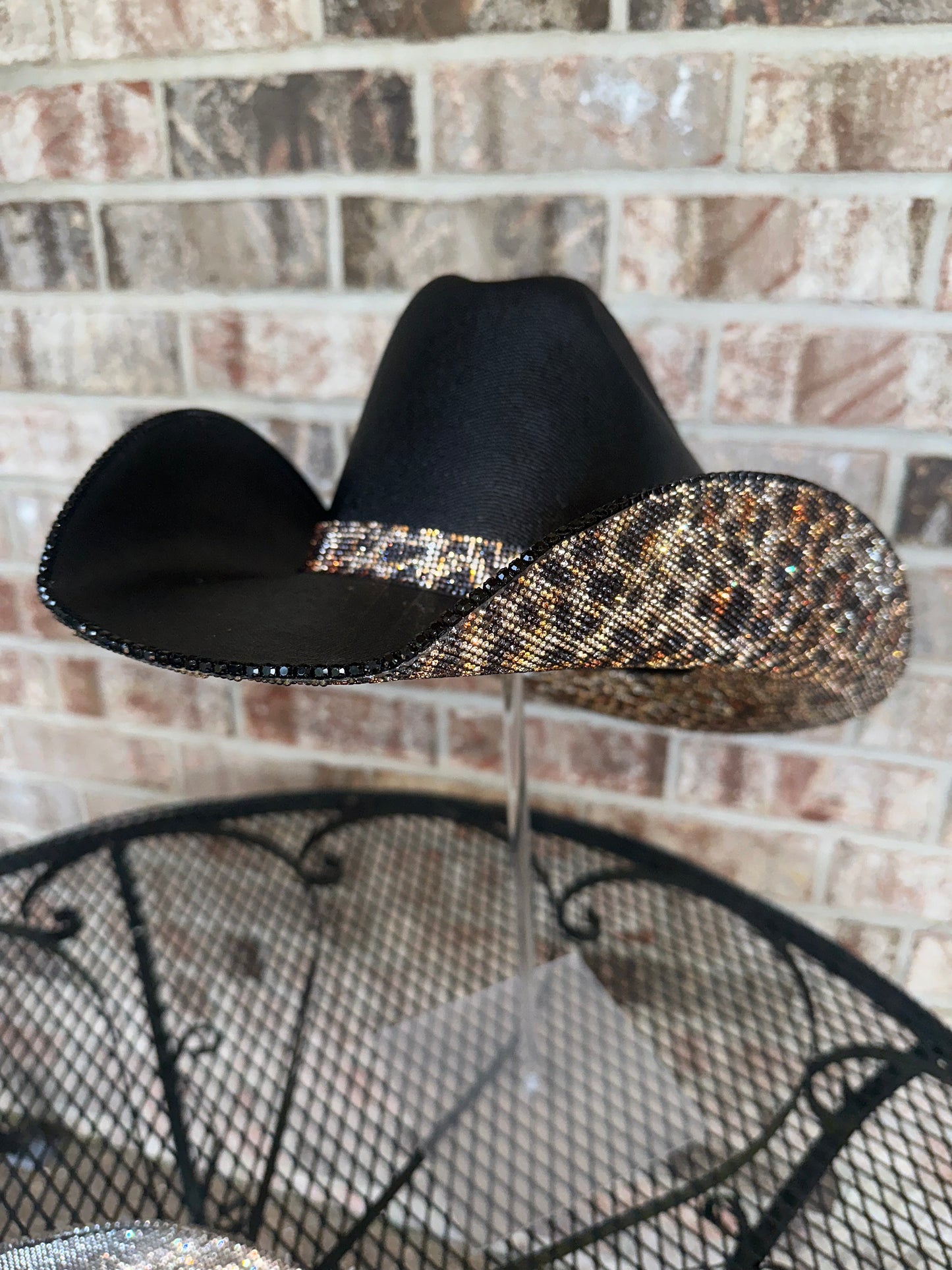 Black Square & Leopard Hat