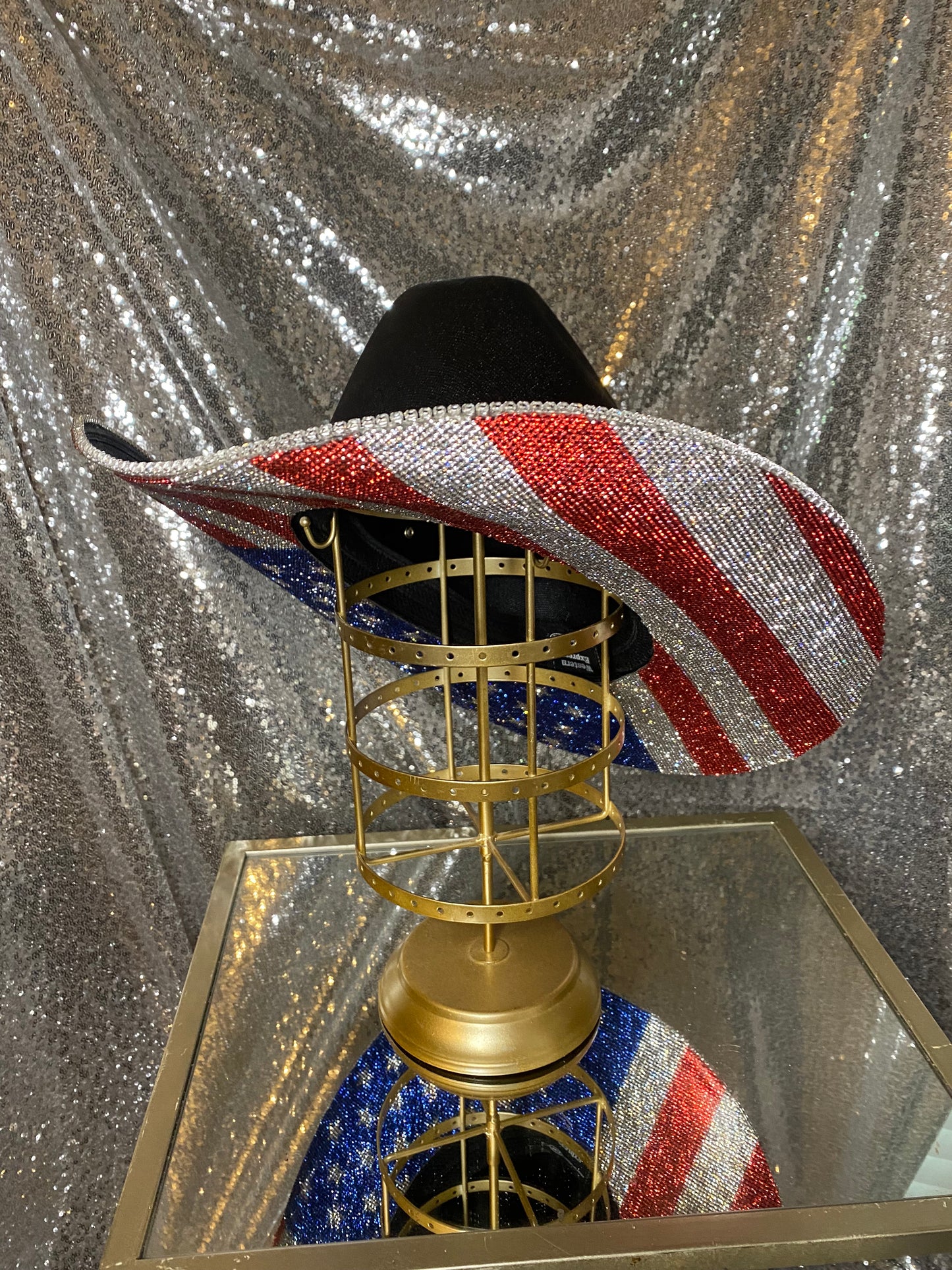 The "America" Hat in Black